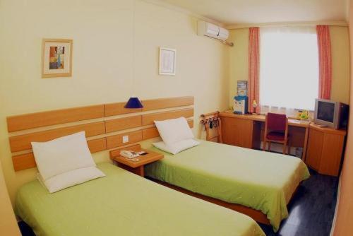 Home Inn Shanghai Changshou Road Metro Station الغرفة الصورة